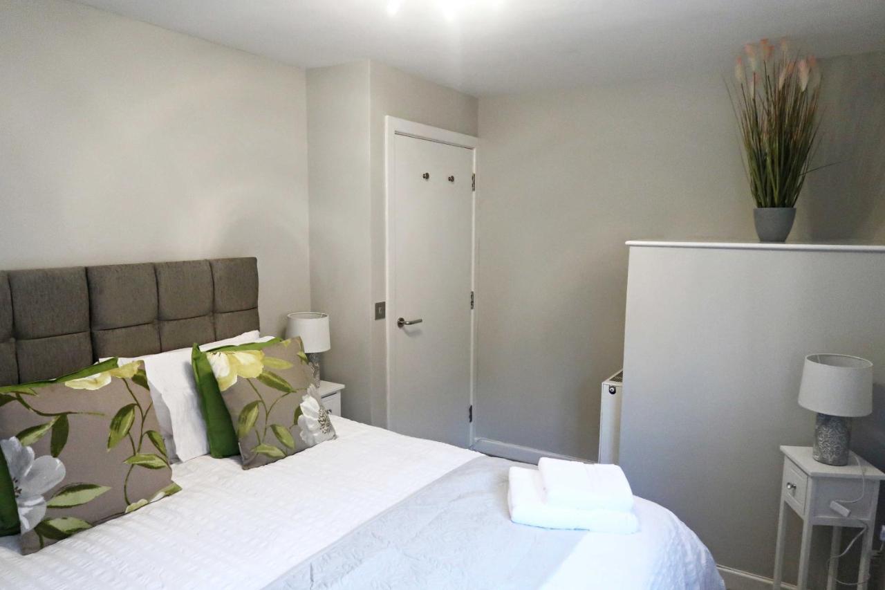 3 The Mews Montpellier Villa Cheltenham Buitenkant foto