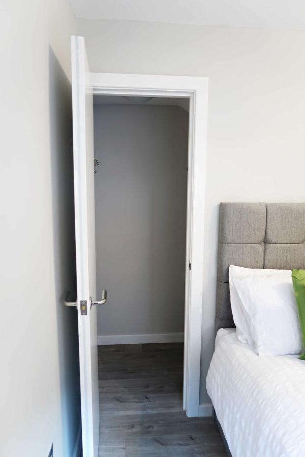 3 The Mews Montpellier Villa Cheltenham Buitenkant foto